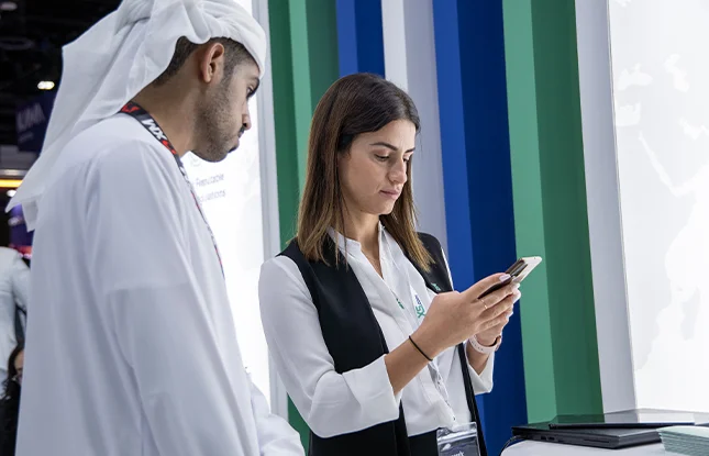 معرض دبي لتداول العملات