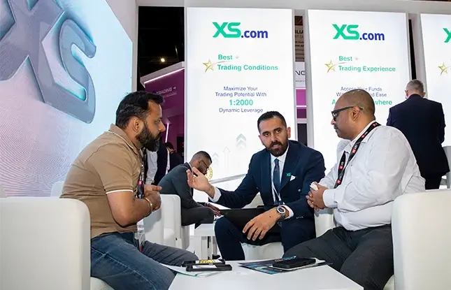 قمة متداولي الفوركس دبي