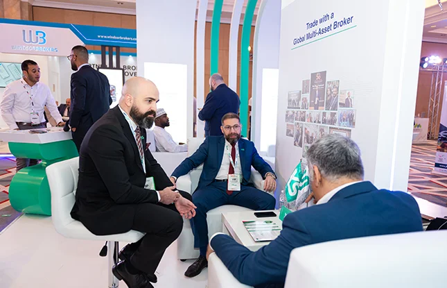 منتدى سمارت فيجن عُمان